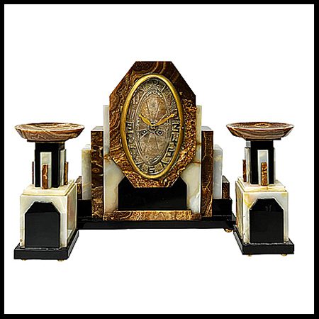 1930's Onyx Magnivicence in Art Deco