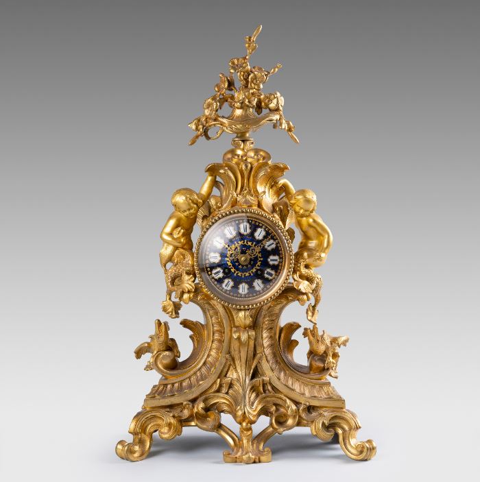 A mantelpiece clock as art. old clocks rule.