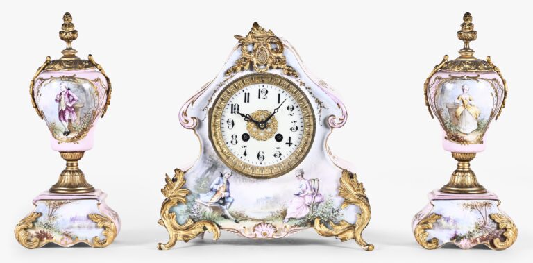 Mantelpiece clock, with matching urns, all in porcelain, by Marti.