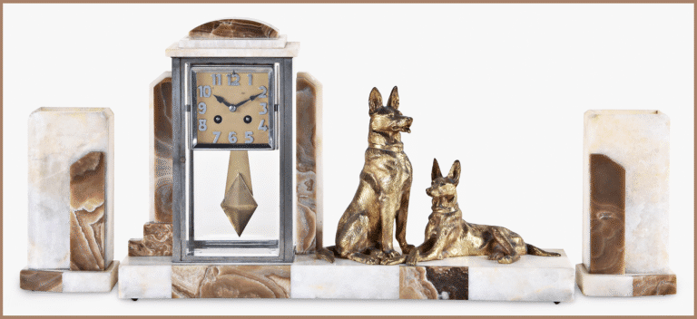 Valuable clocks: A stunning vintage mantel clock for sale, which is a glorious vintage old clock. This is a classic example of fine vintage French clocks.